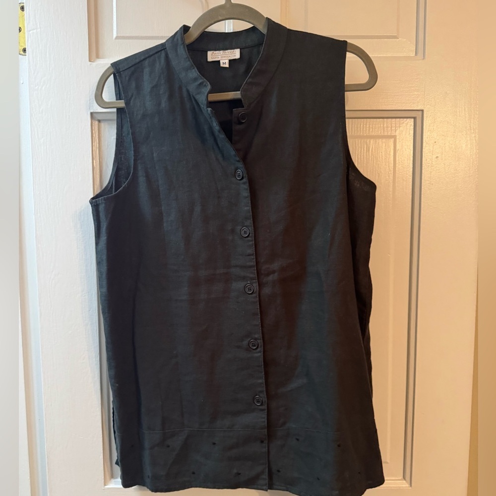 Basic Threads Santa Monica Linen Blend Sleeveless Button Top M